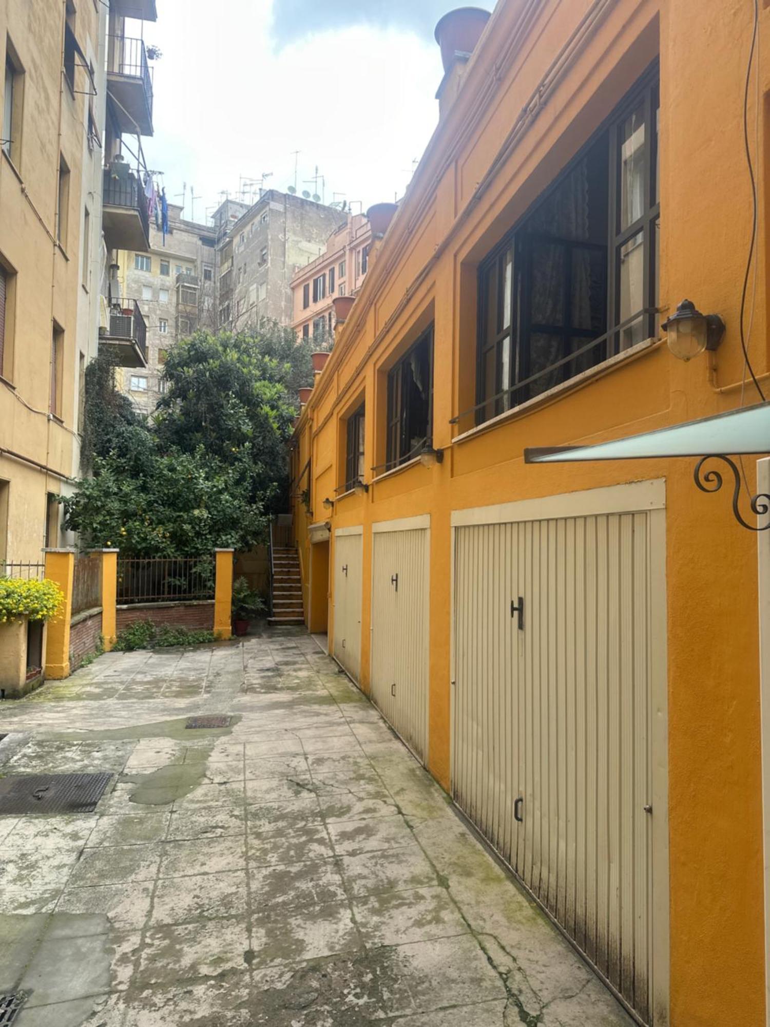 Happy House In Piazza Zama Hotel - Rome — Photos 1